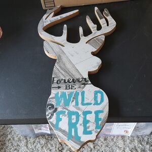 Hobby Lobby Deer Head Wall Art - White and Blue 24"